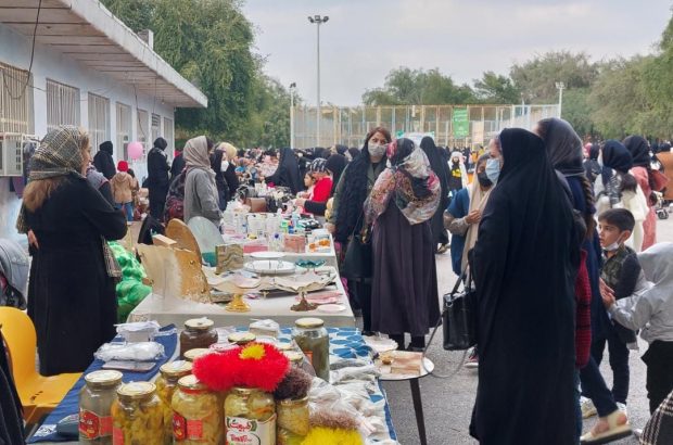 بازارچه خیریه جهت حمایت از بانوان در شوشتر برگزارشد