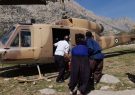 اعزام بالگرد اورژانس اهواز در ارتفاعات سخت گذر منطقه کوشک اندیکا جهت کمک به بیمار قلبی- مغزی