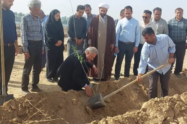 بوستان منابع طبیعی و آبخیزداری شهدای شهرستان گتوند به مساحت ۴ هکتار در شهر جنت مکان احداث شد