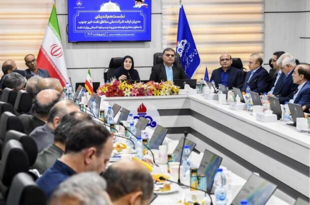 ساماندهی وضعیت کارکنان غیررسمی از اولویت‌های وزارت نفت است