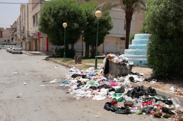 گلایه شهروندان از انباشت زباله در بازار نادری اهواز