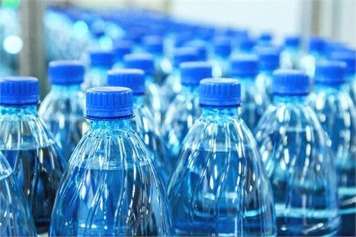 ارسال نخستین محموله آب معدنی از دزفول به یزد