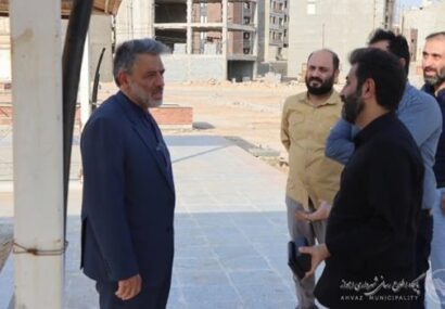 بازدید شهردار اهواز از روند اجرایی پارک مهرشهر