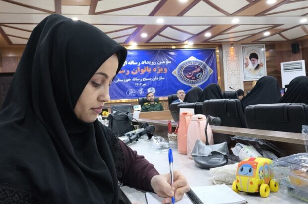 ستون‌های استواری که چراغ امید می‌افروزند