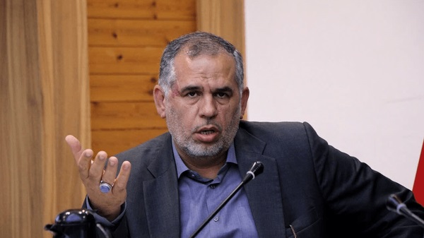 نماینده اهواز: انحلال شورای شهر تنها راه بازگرداندن اعتماد مردم است
