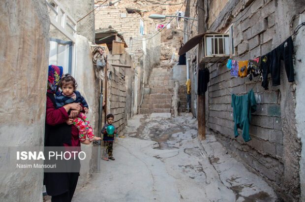 پروژه جابه‌جایی ساکنان پهنه خطر «منبع آب» اهواز باید زودتر تکمیل شود
