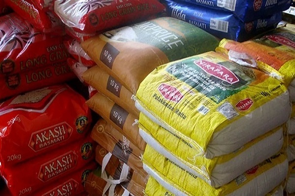 لقمهای که از دهان مردم گرفته میشود؛ بازار بیصاحب ، مدیران بیخیال لقمهای که از دهان مردم گرفته میشود؛ بازار بیصاحب ، مدیران بیخیال