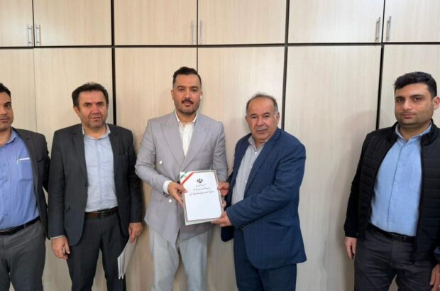 آیین معارفه و آغاز به‌کار آقای درویشی همزمان با استقلال صنف موبایل