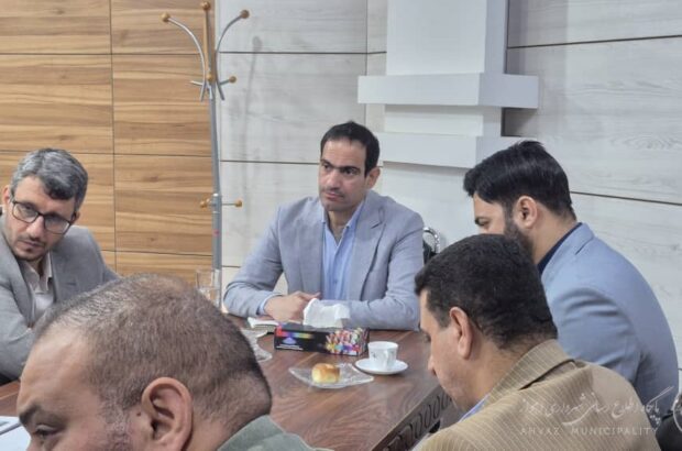 نشست هم‌اندیشی و بررسی مشکلات فرهنگی مناطق هشتگانه شهرداری اهواز