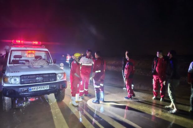 امدادرسانی امدادگران و نجاتگران جمعیت هلال‌احمر استان خوزستان در پی بارندگی شدید، سیل، آب‌گرفتگی و برف و کولاک 