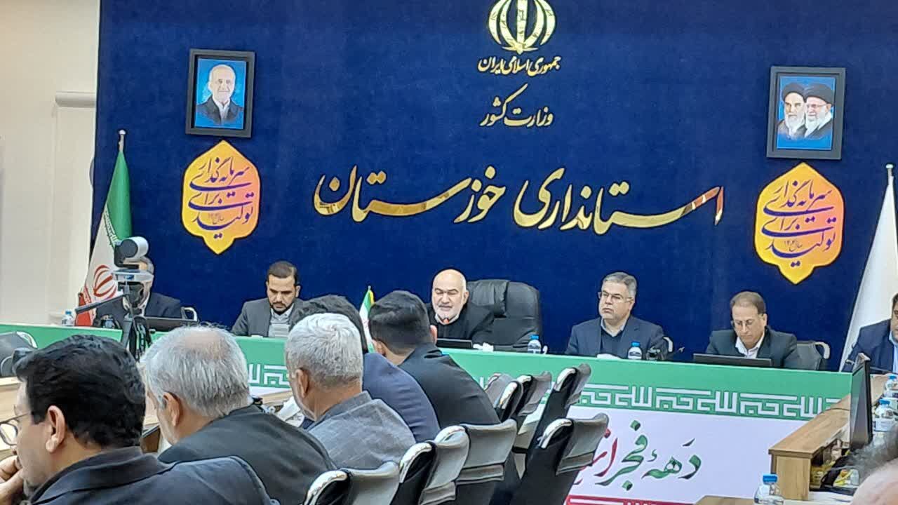 ناامید کردن مردم بازی در زمین دشمن است