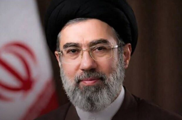 آیت الله سید مجتبی حسینی خامنه‌ای سومین رهبر جمهوری اسلامی ایران شد