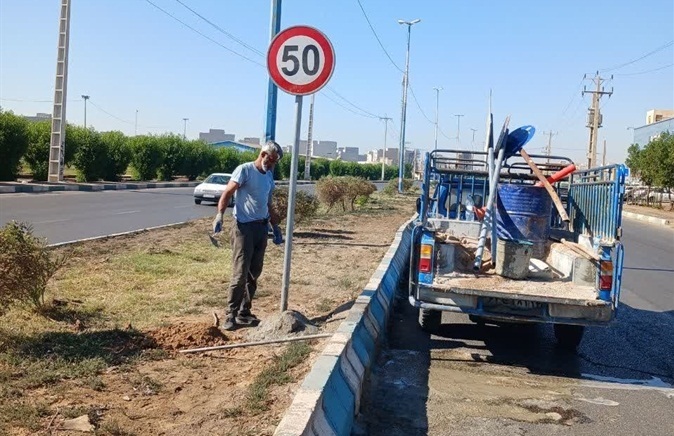 پرداخت فوری مطالبات کادر درمان خوزستان در دستور کار وزارت بهداشت