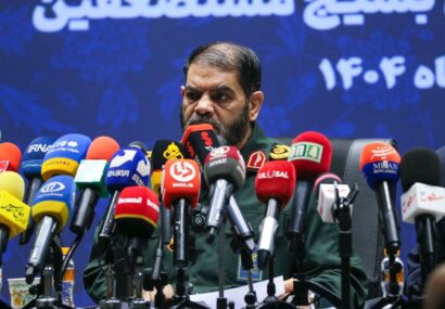 بسیج ذخیره خدادادی ملت ایران و معجزه انقلاب اسلامی است بسیج ذخیره خدادادی ملت ایران و معجزه انقلاب اسلامی است