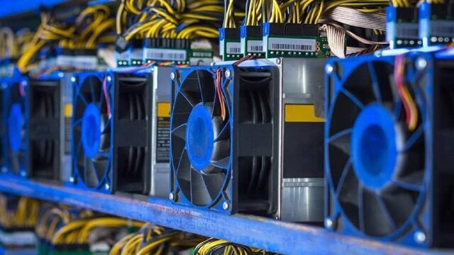 کشف بیش از ۱۳۰۰ دستگاه ماینر غیرمجاز در اهواز