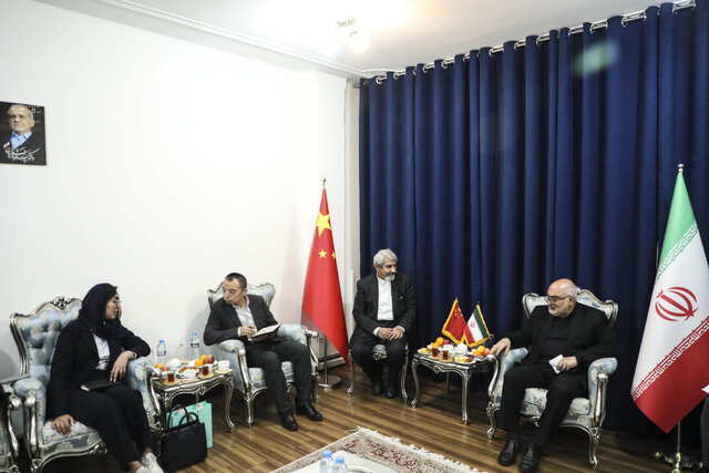 همکاری ایران و چین برای مهار آلاینده‌های نفتی در خوزستان