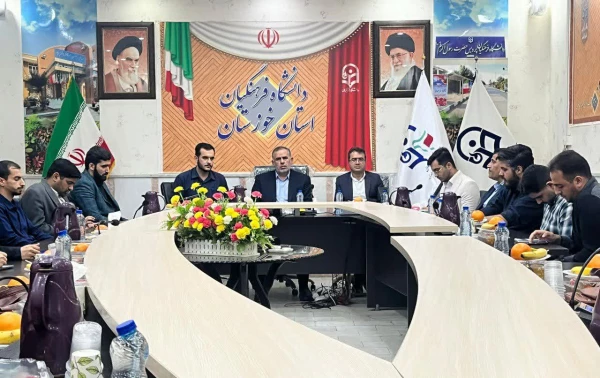 نشست «معلم تراز» با حضور سید محسن موسوی زاده در مرکز مدیریت دانشگاه فرهنگیان خوزستان برگزار شد نشست «معلم تراز» با حضور سید محسن موسوی زاده در مرکز مدیریت دانشگاه فرهنگیان خوزستان برگزار شد