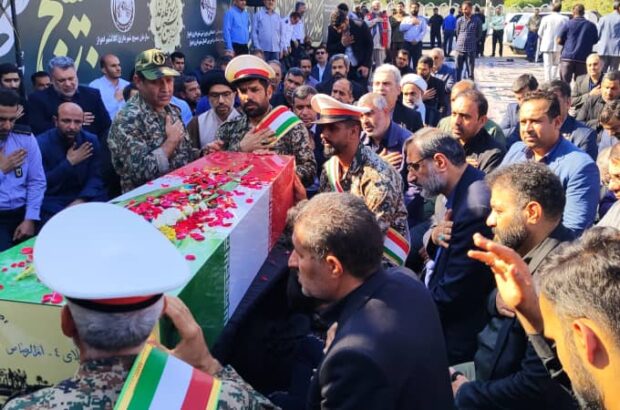 تشییع پیکر شهید گمنام همزمان با سالروز شهادت حضرت فاطمه زهرا (س) در شهرداری اهواز