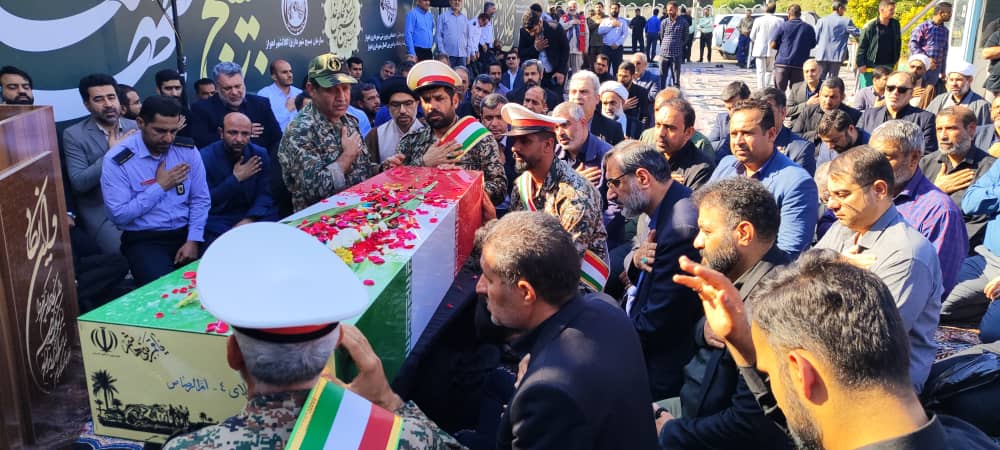 تشییع پیکر شهید گمنام همزمان با سالروز شهادت حضرت فاطمه زهرا (س) در حاشیه برگزاری نماز وحدت کارکنان شهرداری اهواز تشییع پیکر شهید گمنام همزمان با سالروز شهادت حضرت فاطمه زهرا (س) در حاشیه برگزاری نماز وحدت کارکنان شهرداری اهواز