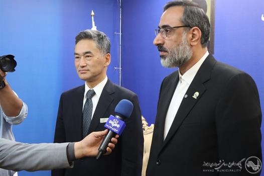 دعوت از سرمایهگذاران ژاپنی برای حضور در اهواز/ پیشنهاد خواهرخواندگی اهواز و یک شهر ژاپن دعوت از سرمایهگذاران ژاپنی برای حضور در اهواز/ پیشنهاد خواهرخواندگی اهواز و یک شهر ژاپن