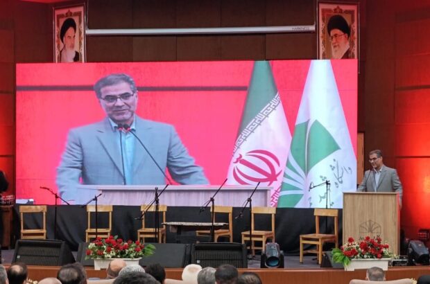 دانشگاه شهید چمران باید حلمسائل خوزستان را بر عهده بگیرد دانشگاه شهید چمران باید حلمسائل خوزستان را بر عهده بگیرد