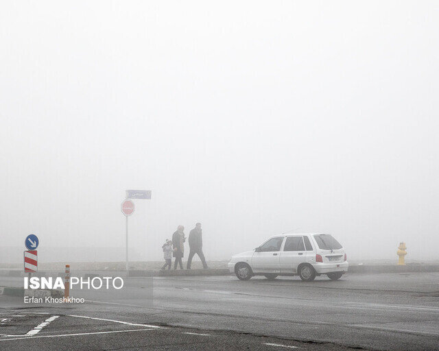 هشدار اورژانس درباره تردد خودروها در مه شدید خوزستان هشدار اورژانس درباره تردد خودروها در مه شدید خوزستان