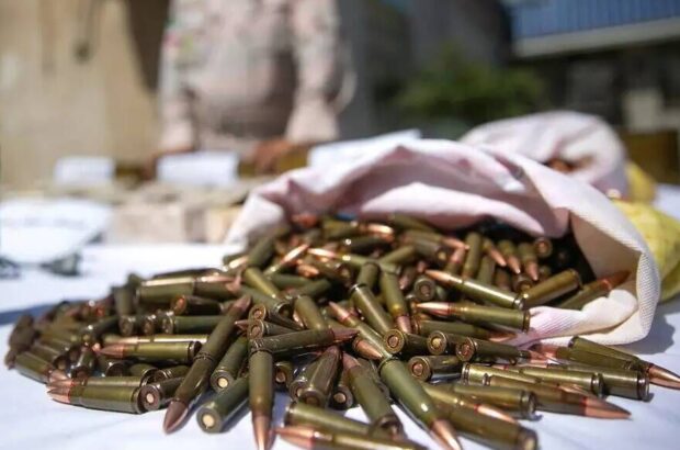 انهدام باند قاچاق مهمات جنگی در خوزستان انهدام باند قاچاق مهمات جنگی در خوزستان