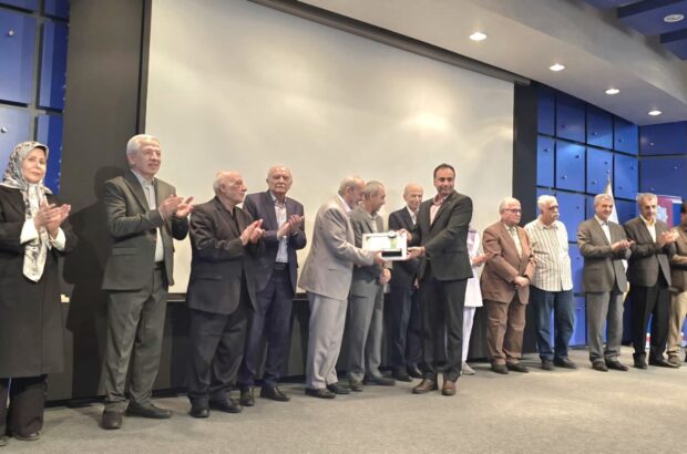 در بیست و یکمین جشنواره ملی انتشارات روابط عمومی کشور؛روابط عمومی شرکت فولاد اکسین خوزستان در ۸ بخش حائز رتبه شد در بیست و یکمین جشنواره ملی انتشارات روابط عمومی کشور؛روابط عمومی شرکت فولاد اکسین خوزستان در ۸ بخش حائز رتبه شد