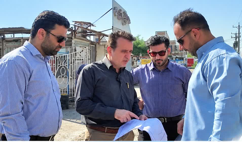 مدیرمنطقه چهار شهرداری اهواز: پیشی بینی پنج پروژه زیر ساختی با اعتبار ۴۰میلیارد تومان برای دفع آب های سطحی منطقه مدیرمنطقه چهار شهرداری اهواز: پیشی بینی پنج پروژه زیر ساختی با اعتبار ۴۰میلیارد تومان برای دفع آب های سطحی منطقه